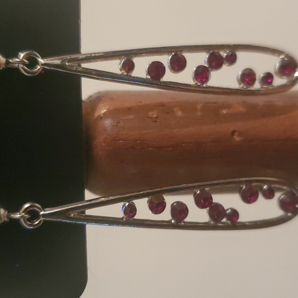 EARRINGS - Picture 3 of 4